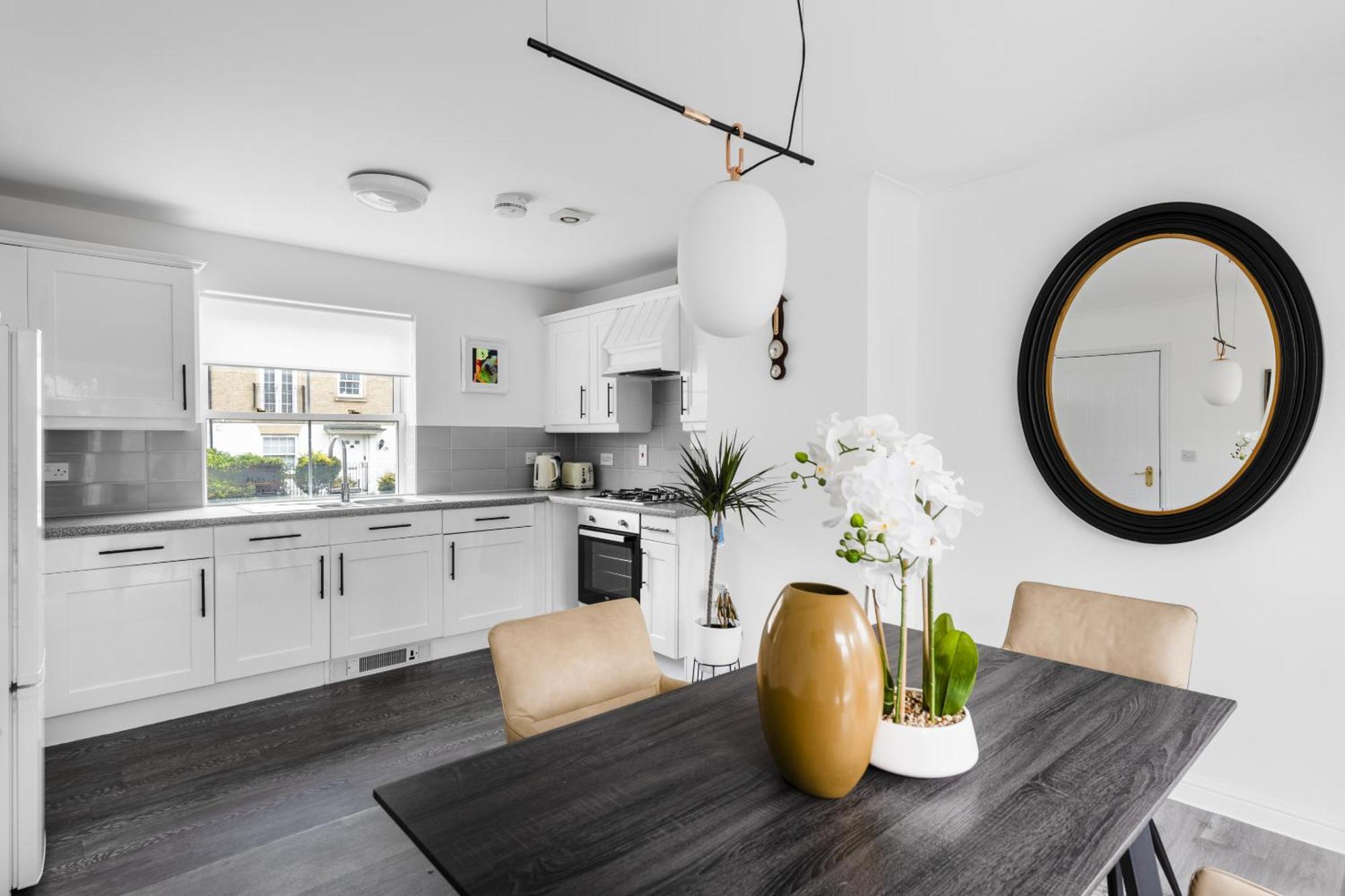Luxurious 3 Bed House With Free Parking, Close To The Train Station & Town Braintree Luaran gambar